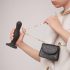 Δονητής Strap-on-me Curvy M - κυματιστός με βεντούζα (μαύρος)